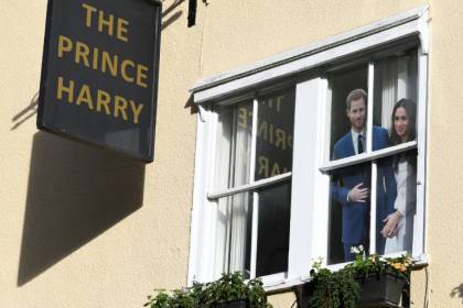 Elizabeth II accorde à Harry et Meghan.jpg