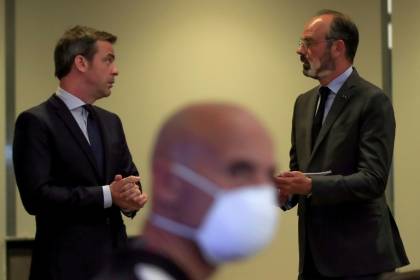 l'épidémie ralentit, le gouvernement accélère sur l'hôpital.jpg