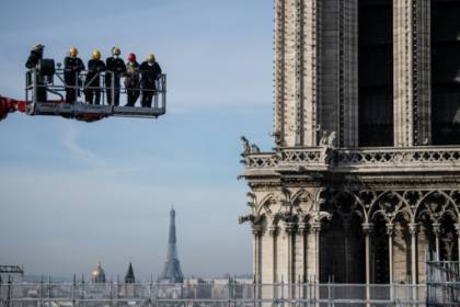 l'échafaudage démonté, la restauration se prépare.jpg