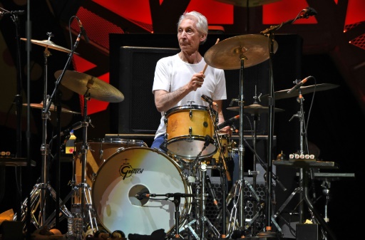 Charlie Watts, batteur et "roc" des Rolling Stones, est mort à 80 ans