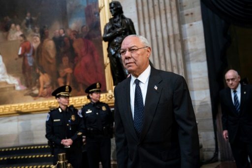 Colin Powell, premier secrétaire d'Etat afro-américain, meurt du Covid-19