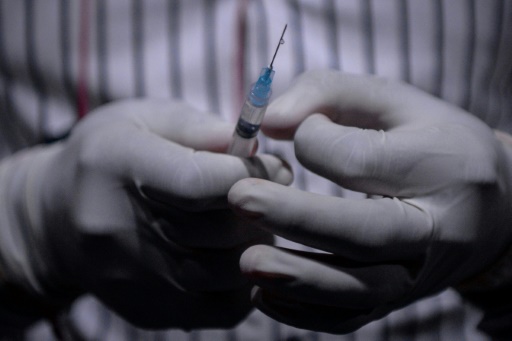 Vaccin Covid-19 : débats en série sur la troisième dose pour tous