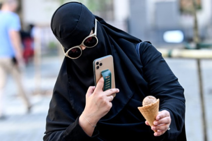 926c01c2d29c91a67783e188e3655995eb95e5e7.jpg