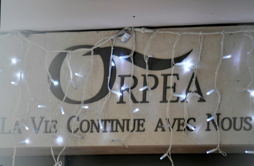 Ehpad privés : Orpea limoge son patron, le groupe visé par une "action collective" de familles