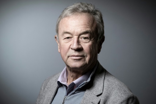 Gallimard se dit "très inquiet" du projet de fusion entre Hachette et Editis