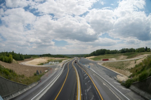 En fin de mandat, le gouvernement multiplie les projets routiers