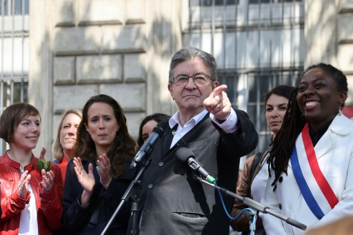 Législatives : LFI et EELV concluent un accord historique, en attendant le PS et le PCF