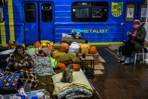 Ukraine : "enfer" dans le Donbass, aide massive de Washington à Kiev