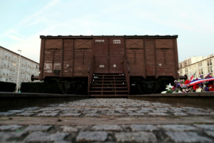 4cf25c03629ccf9d359c65a515fc203cb226d14b.jpg