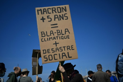 Cortèges fournis et incidents violents pour un 1er-Mai très politique.jpg