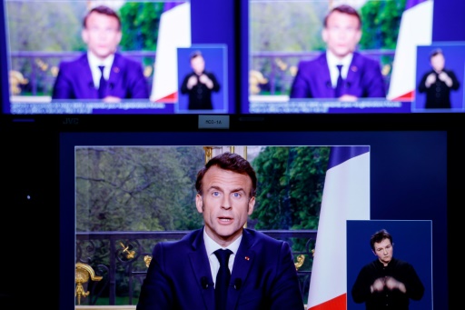 Macron se donne 100 jours pour relancer son quinquennat
