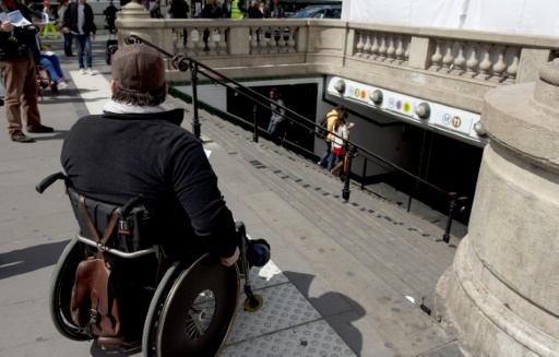 Handicap : une conférence nationale à l'Elysée, boycottée par un collectif d'associations