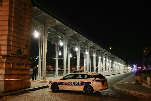 Attentat près de la tour Eiffel : le suspect signalé par sa mère fin octobre