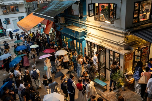 A Hong Kong, des adieux émus à une librairie forcée de fermer