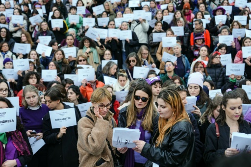 "Enfin !" : le soutien d'une centaine d'hommes à #metoo salué