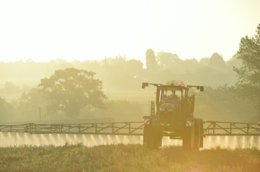 Ecophyto : le gouvernement présente sa nouvelle stratégie pour réduire les pesticides