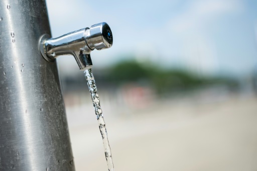 Eau : la sobriété s'accélère en France, le financement des infrastructures en question