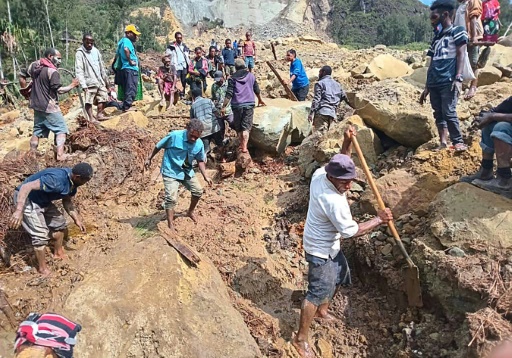 Papouasie-Nouvelle-Guinée : "course contre la montre" pour retrouver des survivants du glissement de terrain