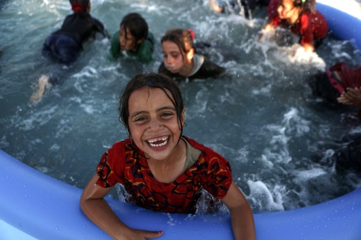 En Syrie, des piscines mobiles pour égayer la vie des enfants déplacés