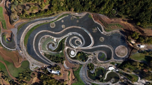 En Bosnie, un jardin des plantes inspiré par la "Nuit étoilée" de Van Gogh