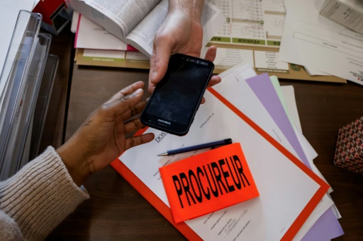 Féminicides : depuis 15 ans, le téléphone grave danger "sauve des vies"