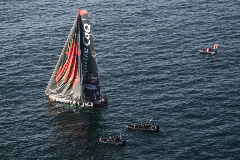 Vendée Globe: le tenant du titre Yannick Bestaven dit stop après le Cap Horn