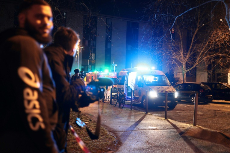 Une grenade lancée dans un bar à Grenoble : une douzaine de blessés, dont plusieurs graves