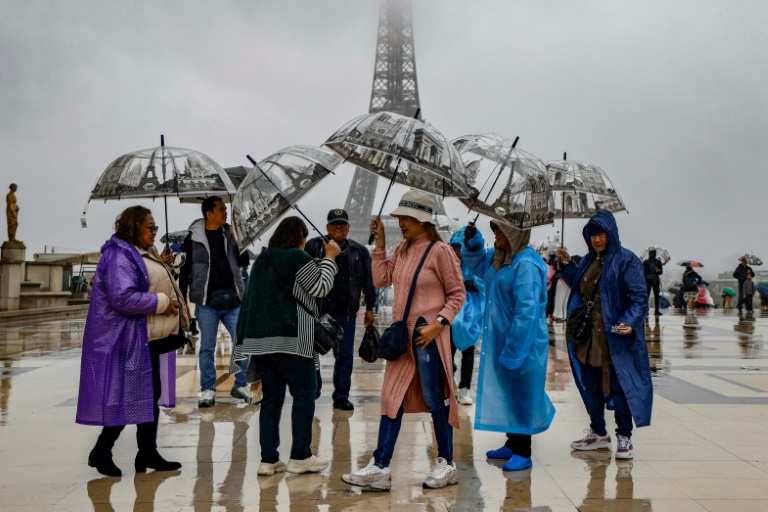 Records annuels de pluie en 2024 à Paris, Saint-Nazaire, Blois..., annonce Météo-France