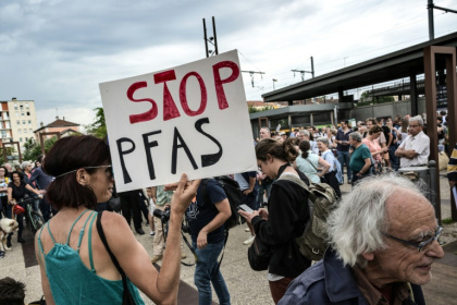 Manifestation contre les polluants éternels, les PFAS, le 26 mai 2024 à Oullins, dans le Rhône