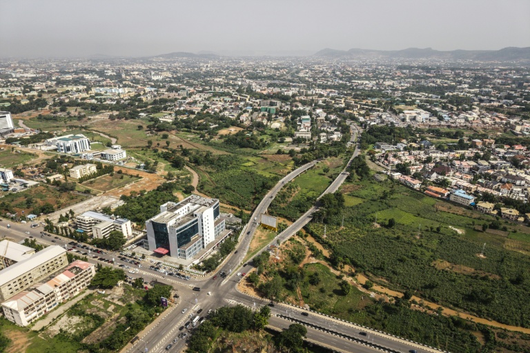 Dans la capitale nigériane, les fermes urbaines menacées par la pression immobilière