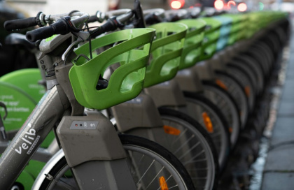 Depuis un mois, le nombre de vélos abandonnés est trois fois supérieur à la normale - Martin LELIEVRE (AFP)