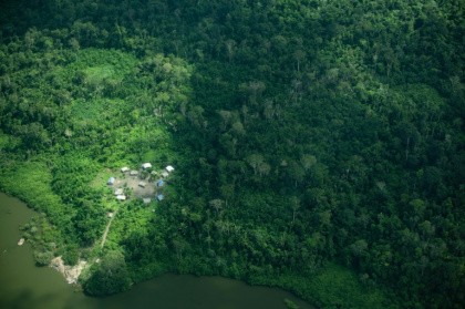 Vue aérienne d'un village de la terre indigène Koatinemo dans l'Etat du Pará, au Brésil, le 13 juin 2025 - Gustavo IZUS, Gabriela VAZ (AFP) Vue aérienne d'un village de la terre indigène Koatinemo dans l'Etat du Pará, au Brésil, le 13 juin 2025 - Gustavo IZUS, Gabriela VAZ (AFP)