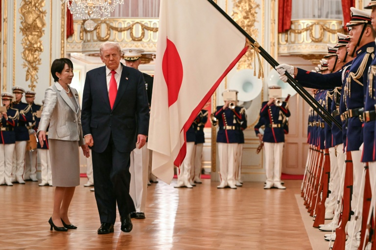 Vers un "nouvel âge d'or" : à Tokyo, Trump conquis par la nouvelle Première ministre Takaichi Vers un "nouvel âge d'or" : à Tokyo, Trump conquis par la nouvelle Première ministre Takaichi