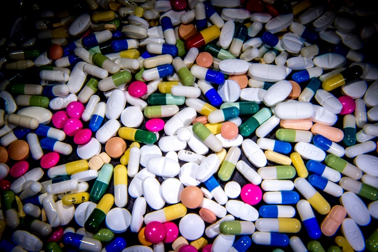 De nombreux médicaments jetés chaque semaine dans les hôpitaux, selon une enquête