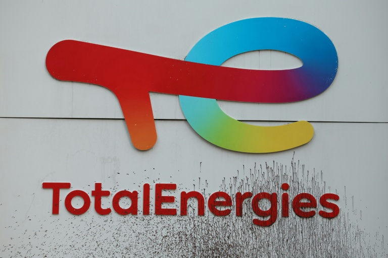 Jugement attendu jeudi à Paris dans le procès de TotalEnergies pour "greenwashing" Jugement attendu jeudi à Paris dans le procès de TotalEnergies pour "greenwashing"