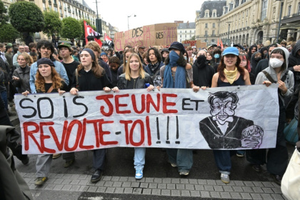 Une manifestation dans le cadre du mouvement de protestation « Bloquons tout », à Rennes, le 10 septembre 2025 - Sebastien Salom-Gomis (AFP) Une manifestation dans le cadre du mouvement de protestation « Bloquons tout », à Rennes, le 10 septembre 2025 - Sebastien Salom-Gomis (AFP)