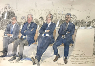 De g. à d.: Nicolas Sarkozy, Eric Woerth, Brice Hortefeux et Claude Guéant, le 6 janvier 2025 lors du procès concernant le financement de la campagne présidentielle de 2007 de M. Sarkozy - Benoit PEYRUCQ (AFP) De g. à d.: Nicolas Sarkozy, Eric Woerth, Brice Hortefeux et Claude Guéant, le 6 janvier 2025 lors du procès concernant le financement de la campagne présidentielle de 2007 de M. Sarkozy - Benoit PEYRUCQ (AFP)
