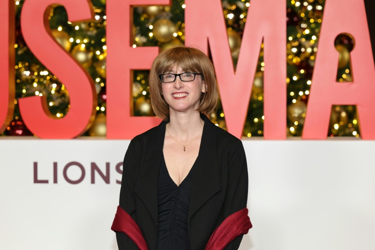 L'Américaine Freida McFadden écrase les ventes de livres en France en 2025