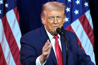 Le président américain Donald Trump s'exprime devant des élus républicains au Kennedy Center de Washington, le 6 janvier 2026 - Mandel NGAN (AFP)