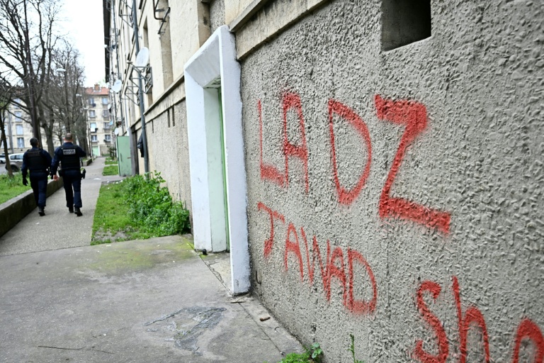 Opération contre "l'hydre" de la DZ Mafia : 42 personnes en garde à vue