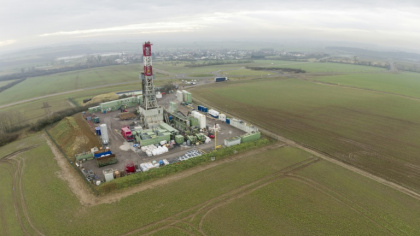Le site de forage du projet REGALOR II, piloté par La Française de l’Énergie, le 23 janvier 2026 à Pontpierre, en Moselle - Jean-Christophe VERHAEGEN (AFP)