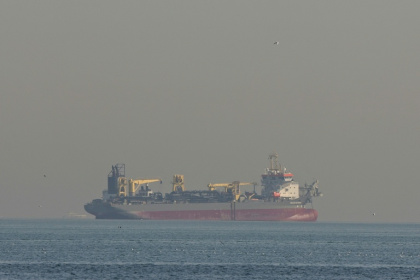 Un pétrolier au large de Dubai, le 1er mars 2026 - Fadel SENNA (AFP)