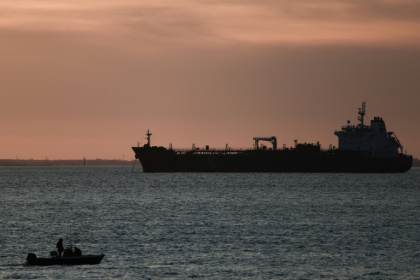 Un pétrolier ancré face au port de Marseille-Fos, dans le sud de la France, le 13 mars 2026 - Thibaud MORITZ (AFP)