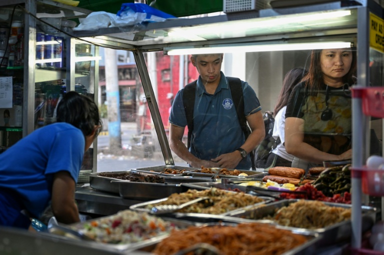 La guerre au Moyen-Orient ôte le pain de la bouche aux vendeurs de rue philippins