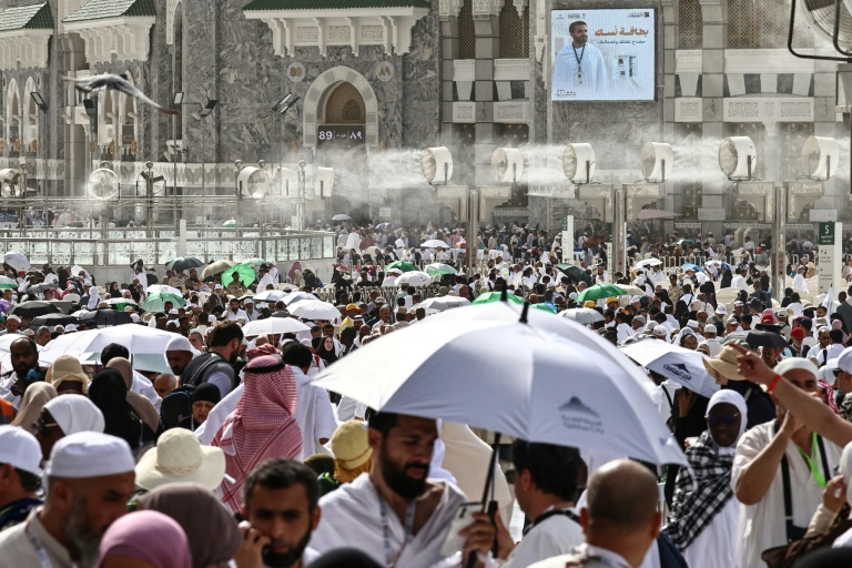 Plus d'un million de musulmans entament le hajj, en pleines tractations irano-américaines