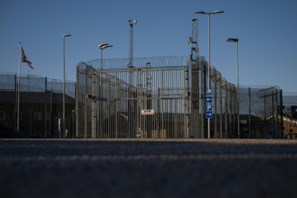 La prison de Rosersberg, au nord de Stockholm, le 4 mars 2026 en Suède - Jonathan NACKSTRAND (AFP)