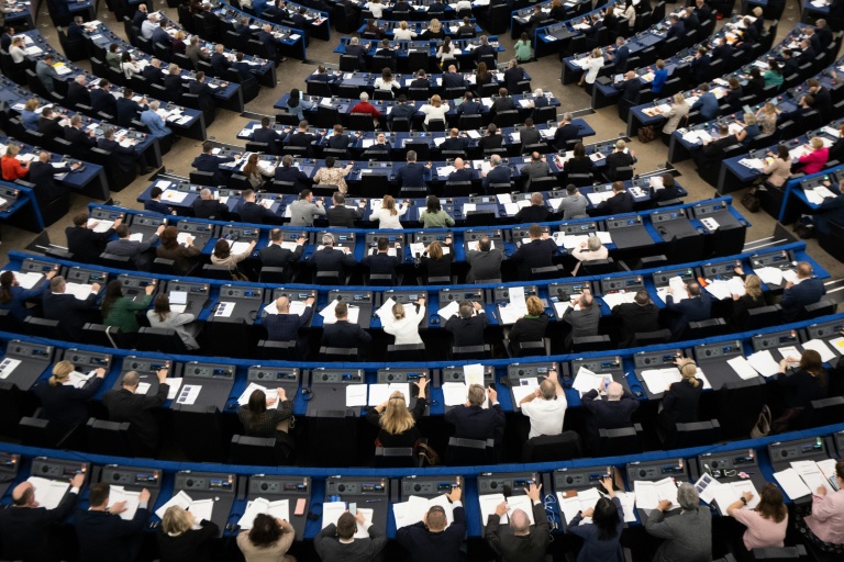 Migration : le Parlement européen vote mercredi le règlement sur les retours