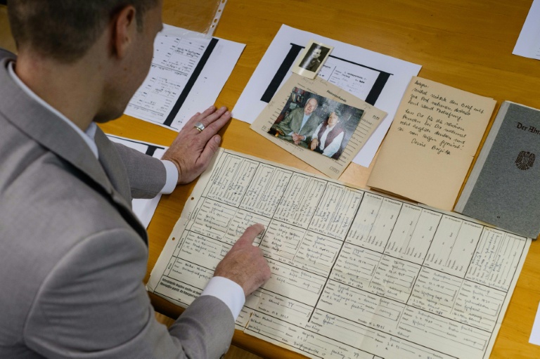 Quand les archives du nazisme bouleversent les mémoires familiales