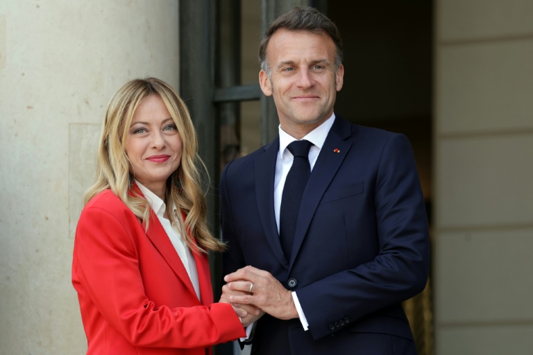 Macron et Meloni vont mettre en scène leur "bonne entente" sur la Côte d'Azur