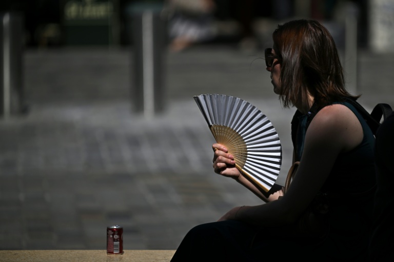 Deux tiers de la France encore en alerte canicule maximale, décrue des températures à l'horizon
